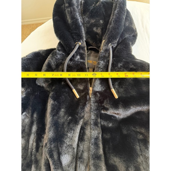Truth by Republic Black Faux Fur Hooded Bomber Jacket Gold Zip XS NEW - Picture 7 of 9